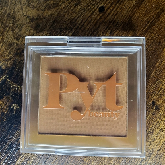 5/75$ PYT BEAUTYSet Me Up Setting Powder in Dark Warm - Picture 2 of 13